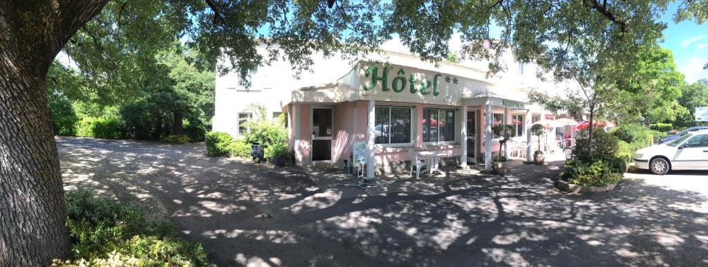 Hotel Les Chênes photo 2