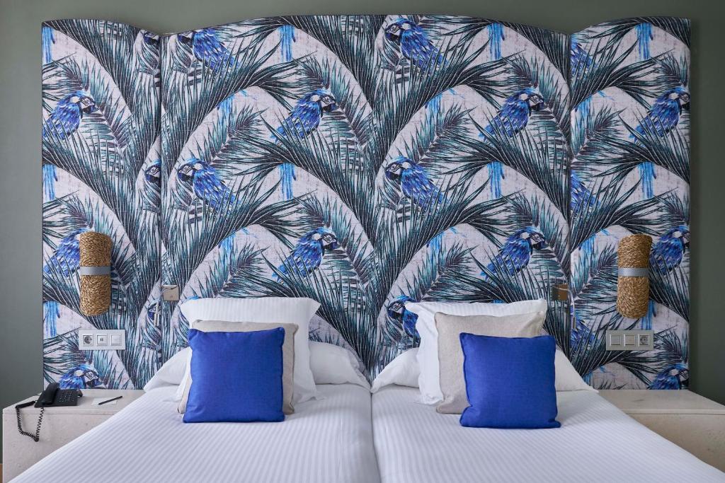 Hotel Vincci Seleccion Posada del Patio Room Type - Premium Room with Balcony
