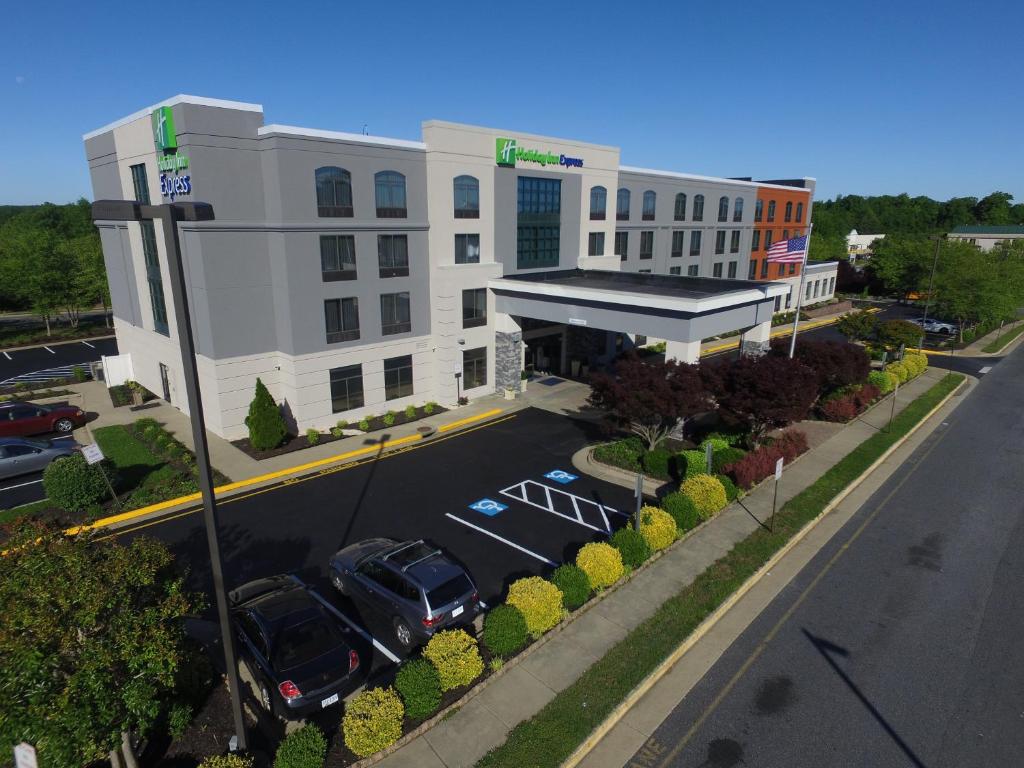 Holiday Inn Express Quantico - Stafford, an IHG Hotel image
