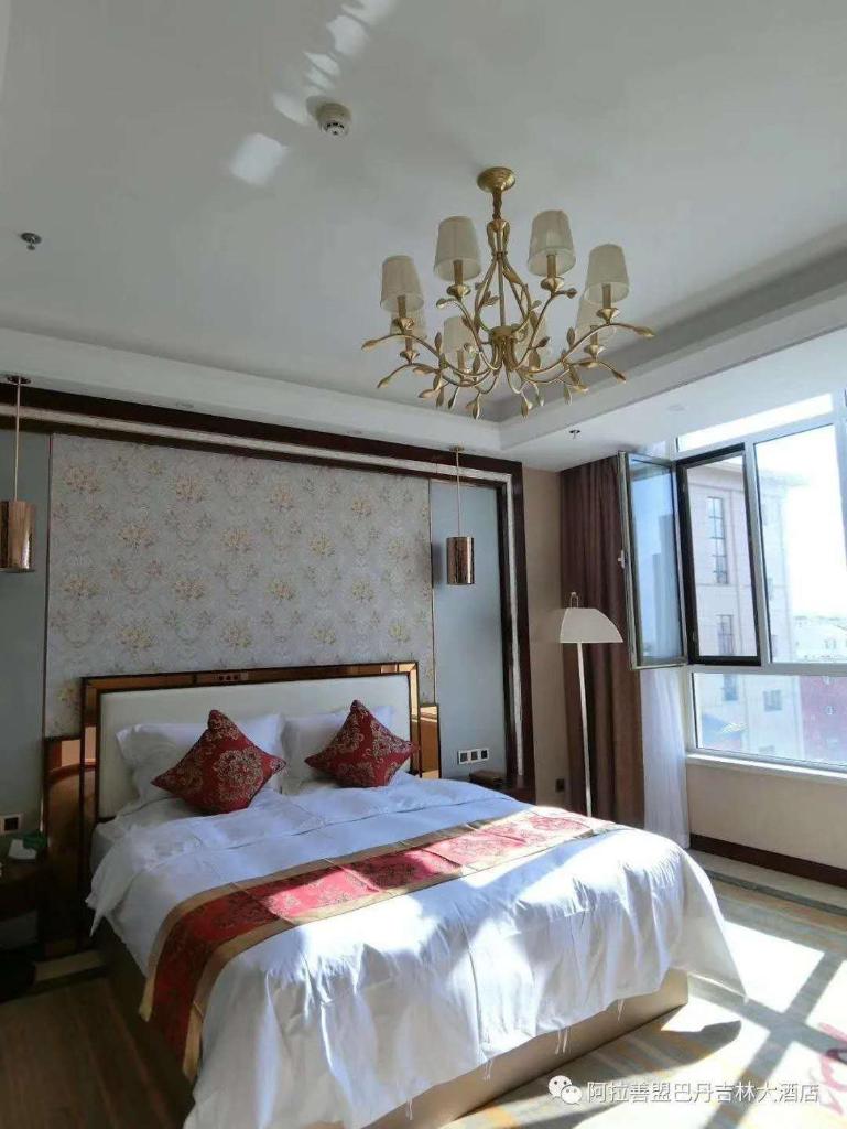 Alxa Left Badain Jaran Hotel photo 1