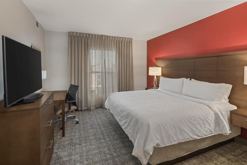 Staybridge Suites - Florence Center, an IHG Hotel photo 2