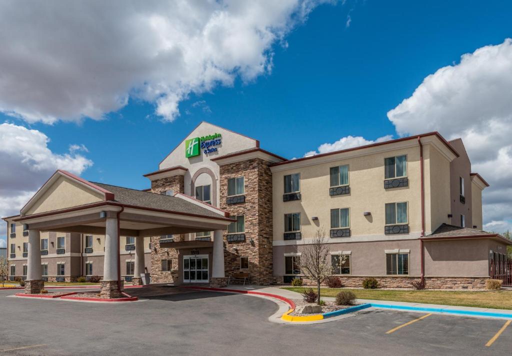 Holiday Inn Express Vernal-Dinosaurland, an IHG Hotel image