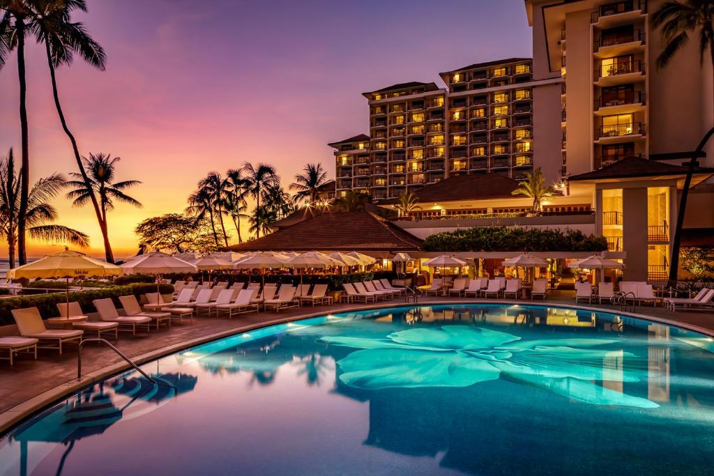 Halekulani image