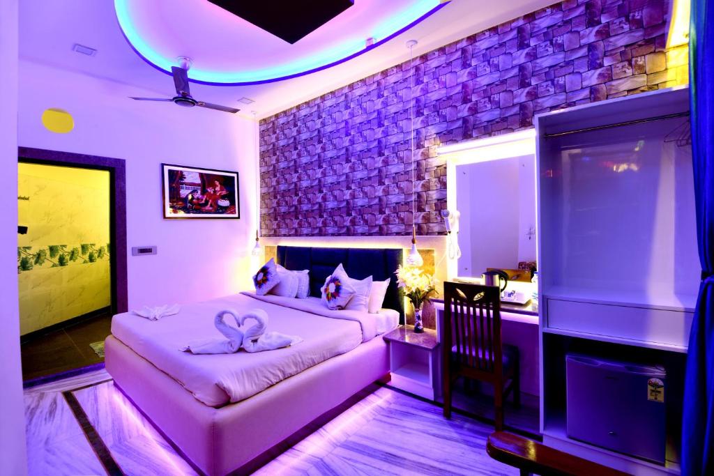 Двухместный (Двухместный номер с 1 кроватью и гостиной зоной), Aman Homestay
