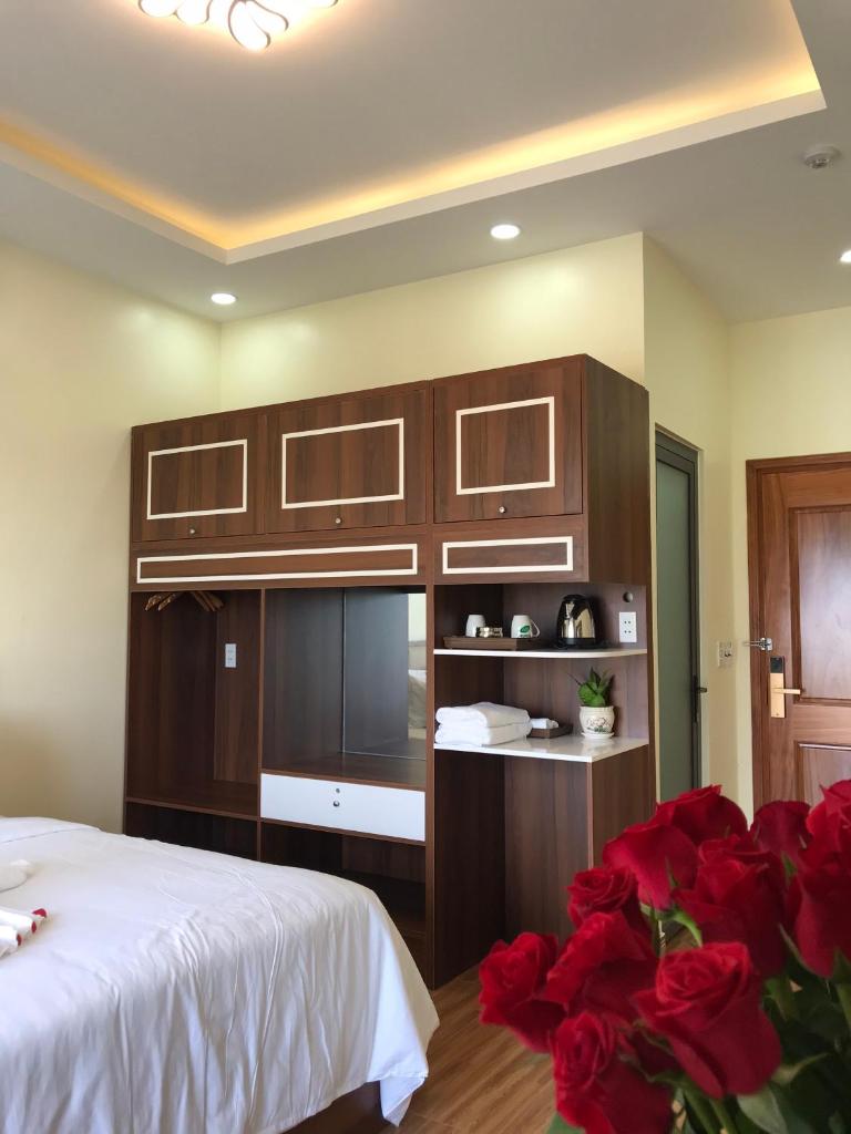 WINSTON HOTEL RIVERSIDE