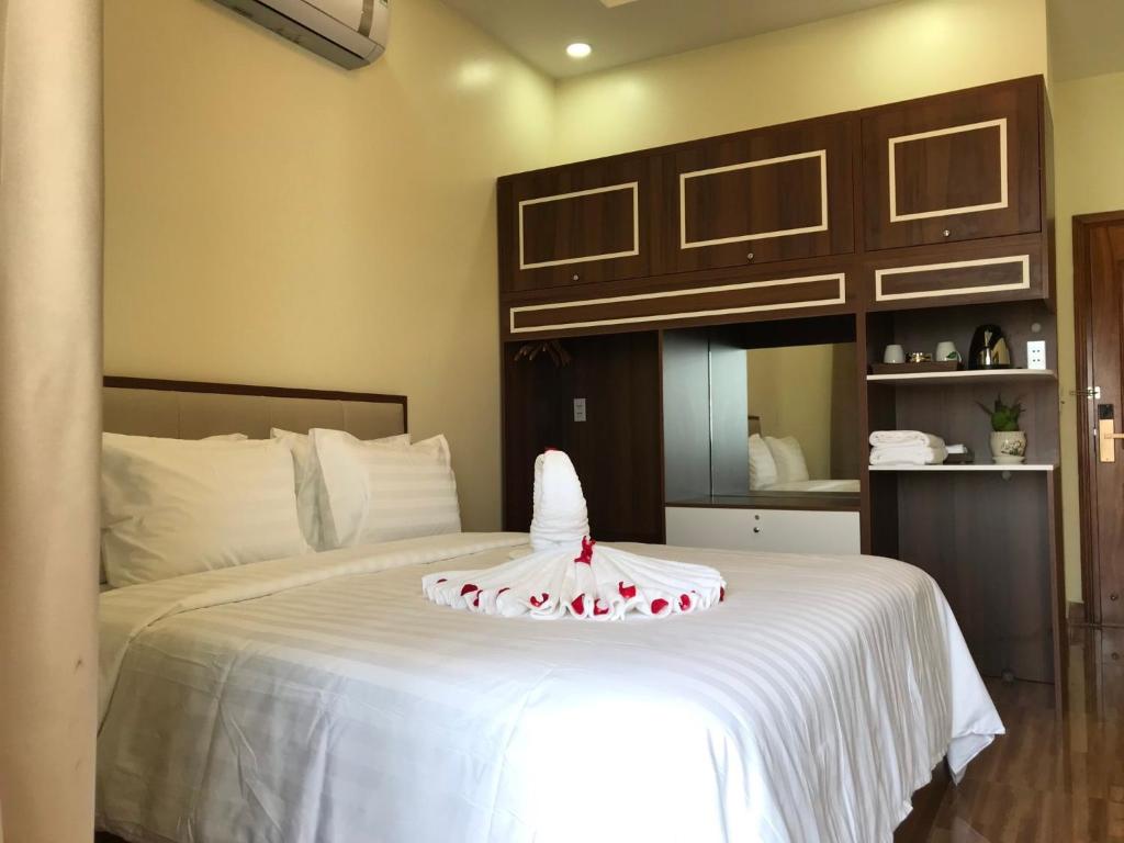 WINSTON HOTEL RIVERSIDE