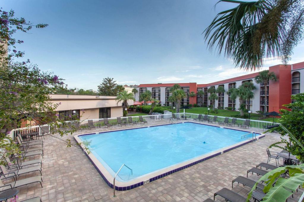 Grand Hotel Orlando at Universal Blvd - Shuttle to Theme Parks image