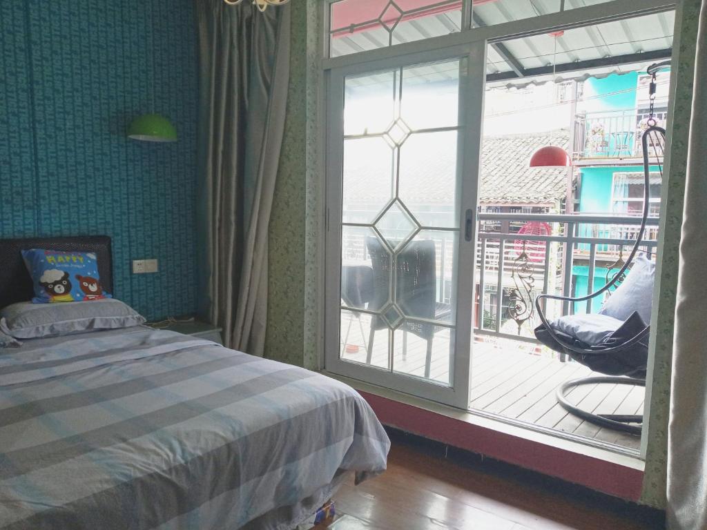 Двухместный (Двухместный номер с 1 кроватью и балконом), Climbers Inn Yangshuo West Street