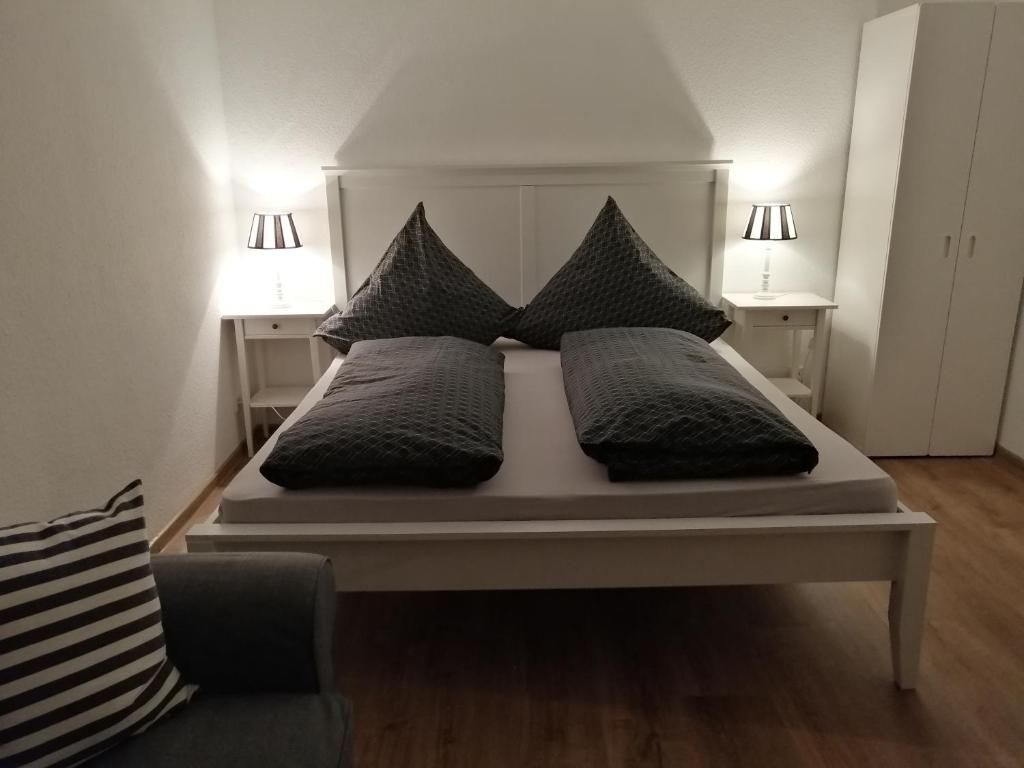 Апартаменты (Апартаменты - 1-й этаж), Kupferkessel 9 Pers 4 SZ und Kupferkännchen 5 Pers 2Sz