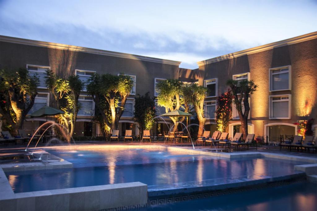 Plaza Camelinas Hotel photo 2