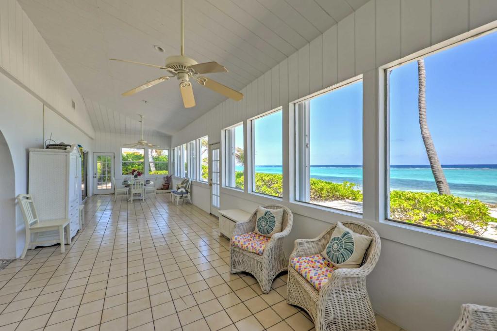 Northside Grand Cayman Getaway with Private Beach! photo 2