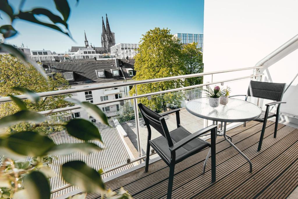 Апартаменты (Улучшенные апартаменты с балконом и видом на собор), Haus am Dom - Apartments und Ferienwohnungen