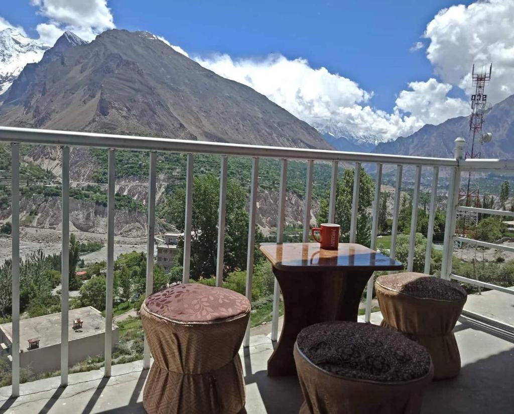 Hunza Lounge photo 3