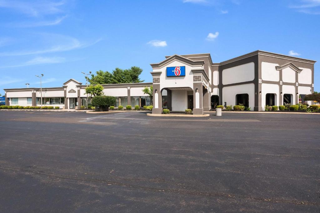 Motel 6-Philadelphia, PA - Northeast photo 1