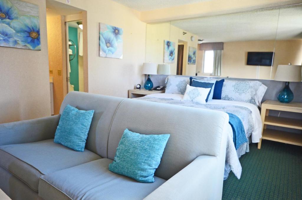 AS1209 Waikiki 444 Kanekapolei St Honolulu image