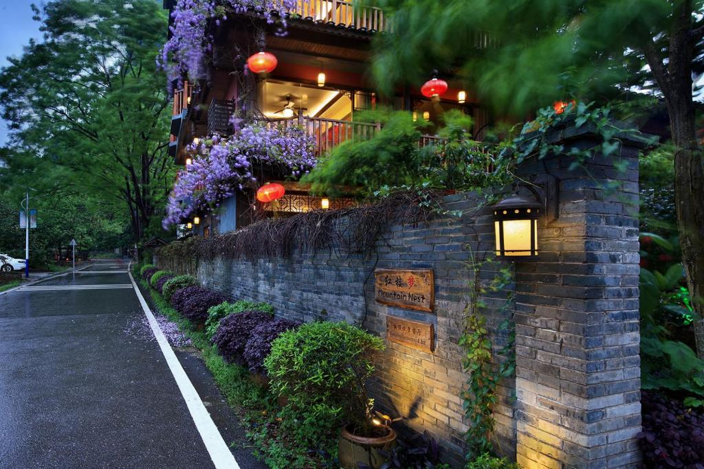 Yangshuo Mountain Nest Boutique Hotel photo 3