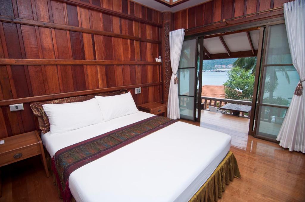 Вилла (Тайская вилла с видом на море), Bhuvarin Resort