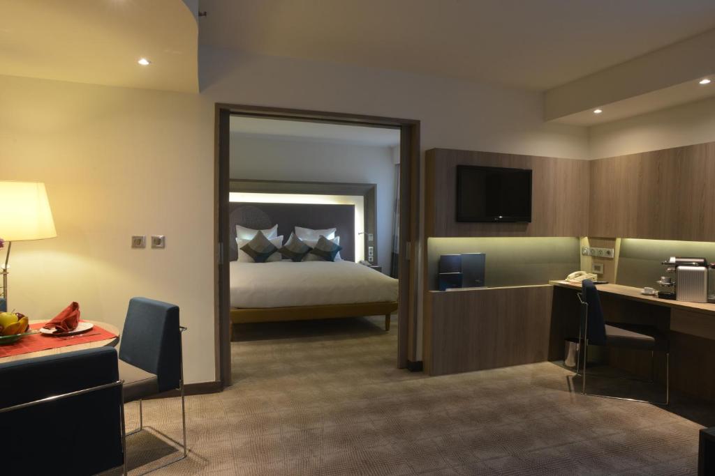 Двухместный (Улучшенный двухместный люкс с 1 кроватью), Novotel Cairo Airport