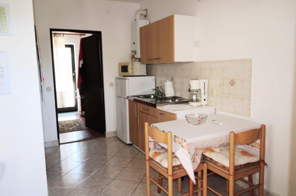 Apartment Ljubica for two people photo 3