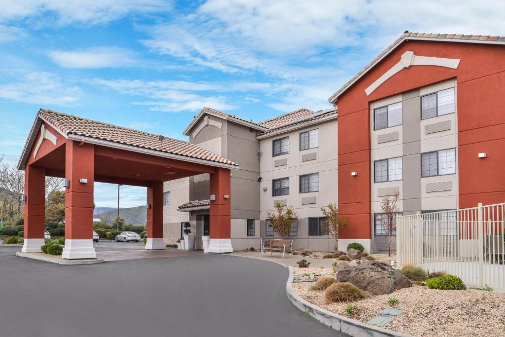 Holiday Inn Express Westley, an IHG Hotel image