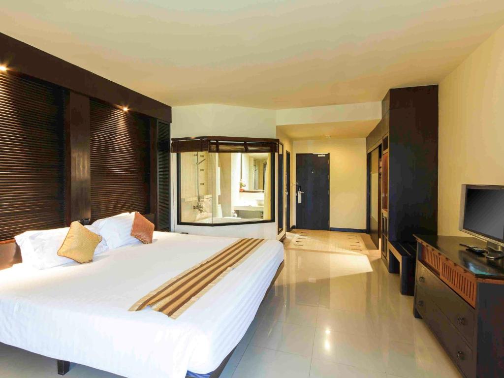 The Nouveau Chumphon Beach Resort And Golf photo 4