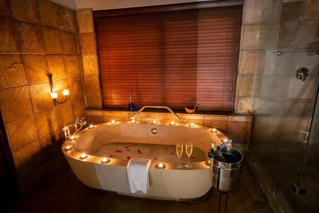 Elephant Plains Game Lodge photo 2