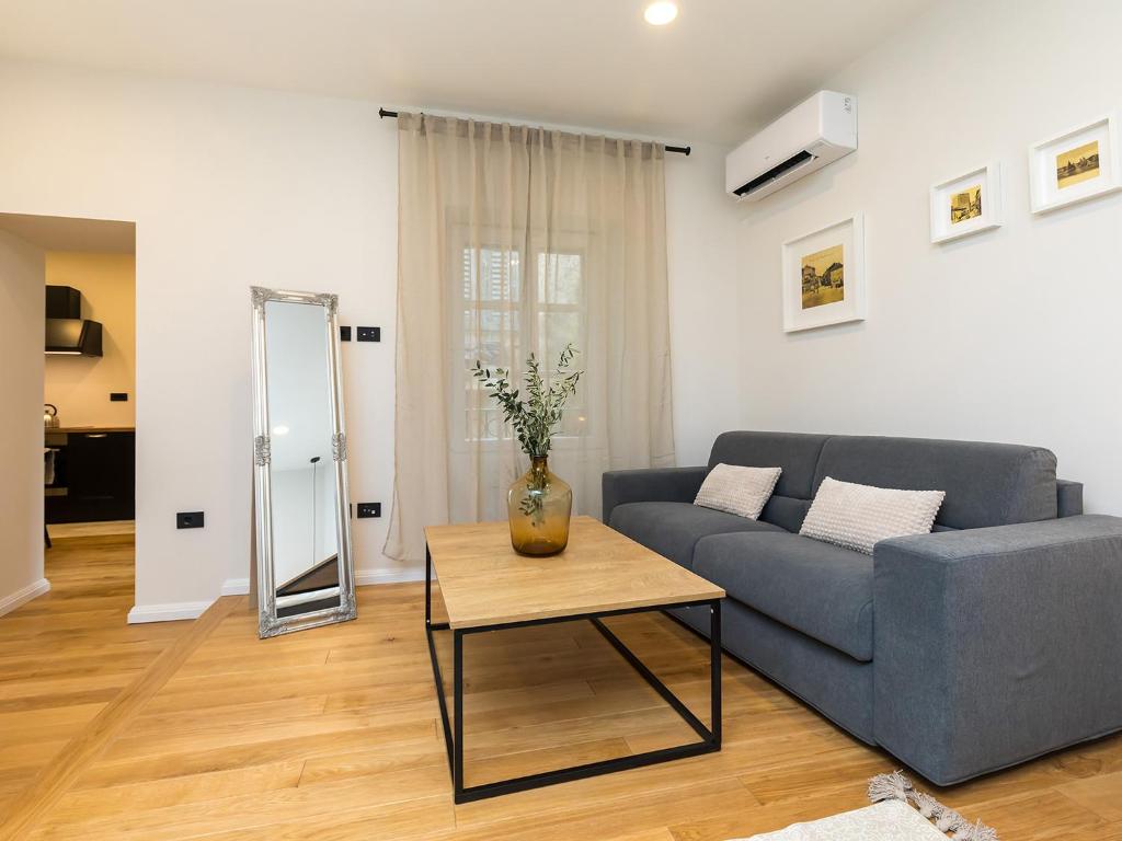 NEWPremium Suite Šinjorina, Historical City Centre photo 3