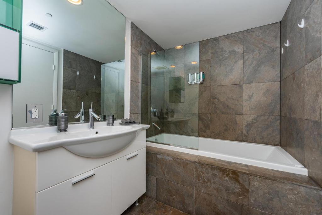 Апартаменты (Апартаменты с 1 спальней), JUST CAVALLI MIAMI Suites