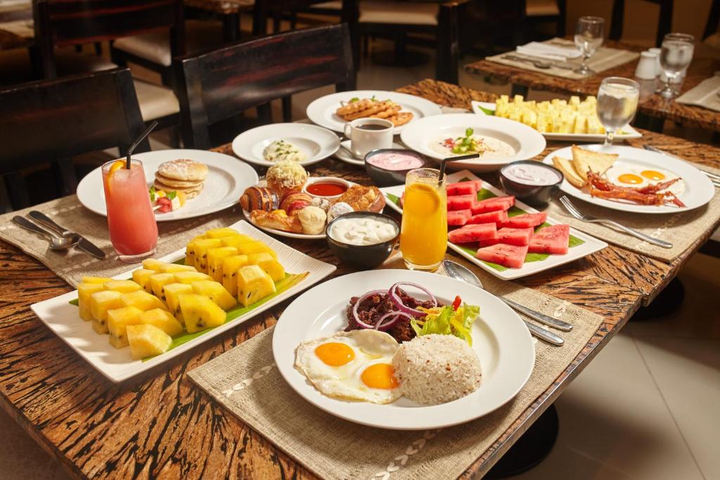 Одноместный (Deluxe Single Room - Leisure Stay), Quest Hotel & Conference Center - Cebu