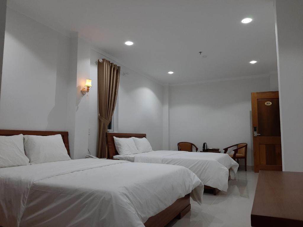 Minh Manh Hotel 2