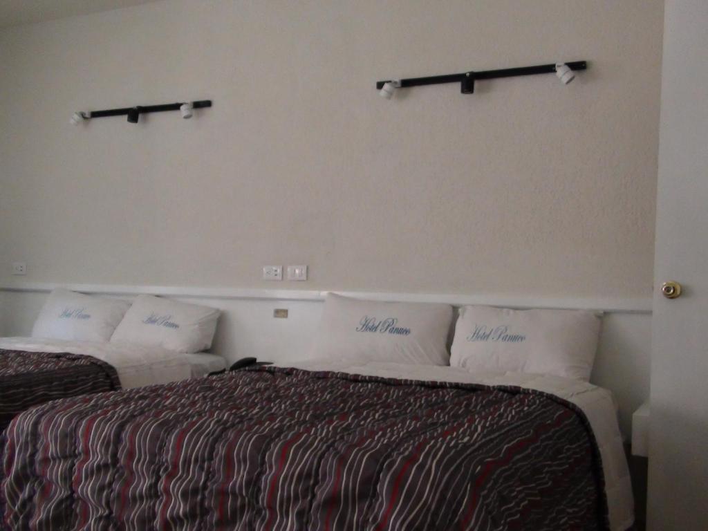 Двухместный (Двухместный номер с 2 отдельными кроватями), Hotel Panuco