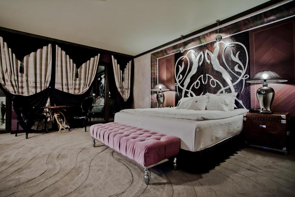 Студио (Номер-студио с видом на парк (для 2 взрослых)), Royal Castle Design & Spa Hotel