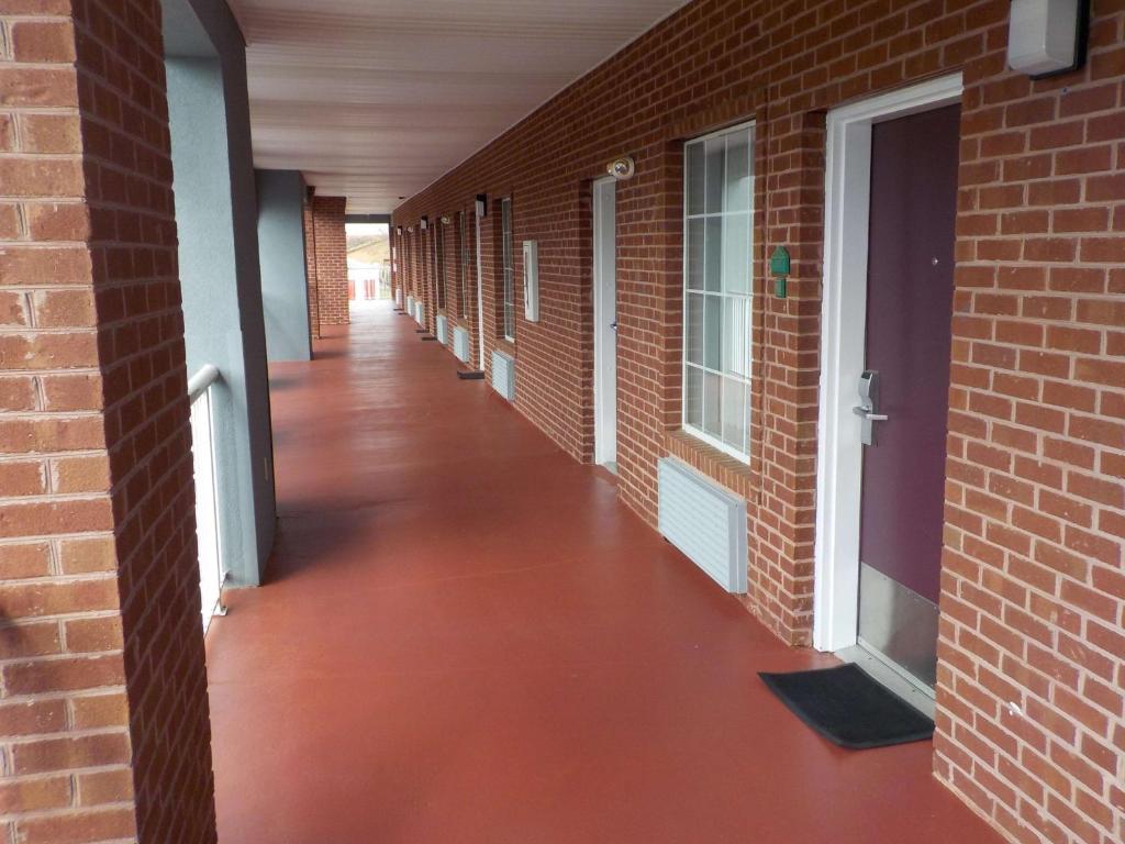 SureStay Plus Hotel by Best Western Warner Robins AFB photo 1