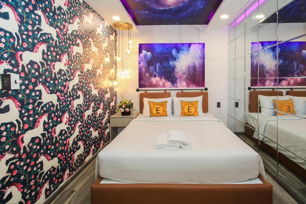 EROS HOTEL