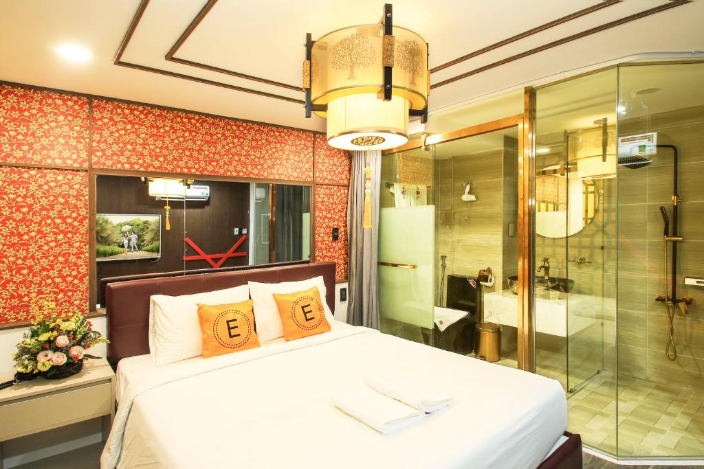 EROS HOTEL
