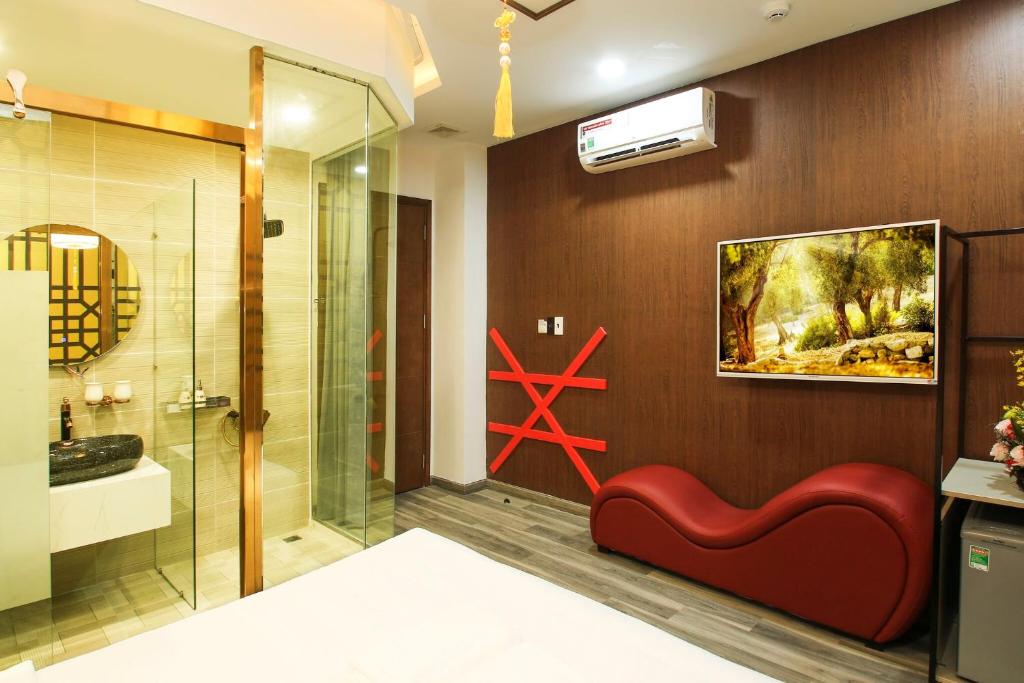 EROS HOTEL