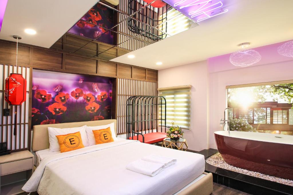 EROS HOTEL