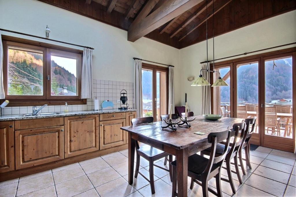 CHALET - WIFI - SAINT JEAN D'AULPS - 10 Personnes - TAPTOP photo 3