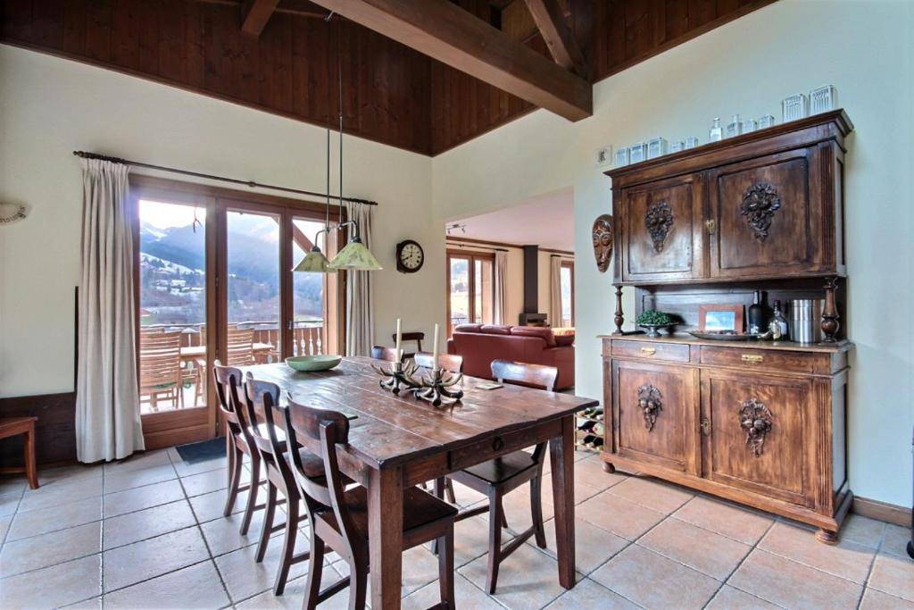 CHALET - WIFI - SAINT JEAN D'AULPS - 10 Personnes - TAPTOP photo 2