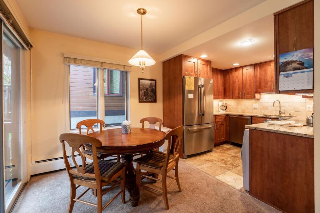 All Seasons by Vail Realty photo 4