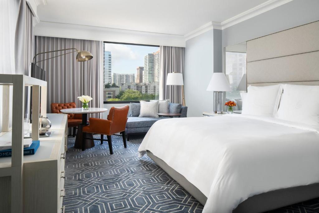 Four Seasons Hotel Atlanta image