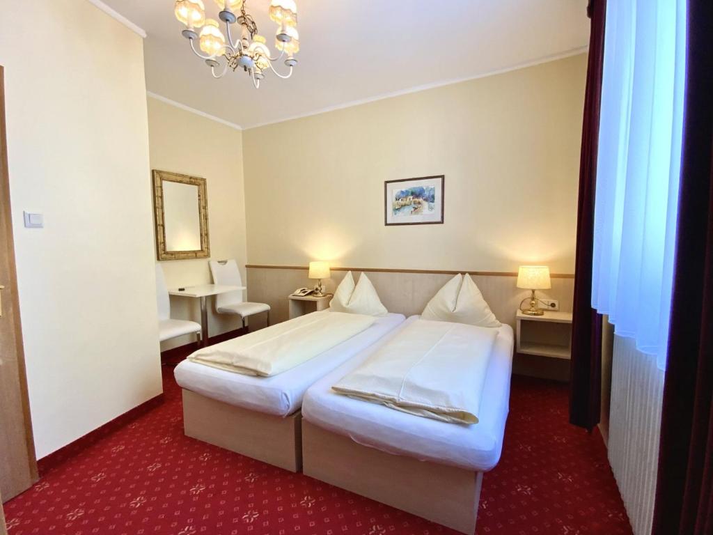 Двухместный (Небольшой двухместный номер с 1 кроватью), Hotel Turnerwirt