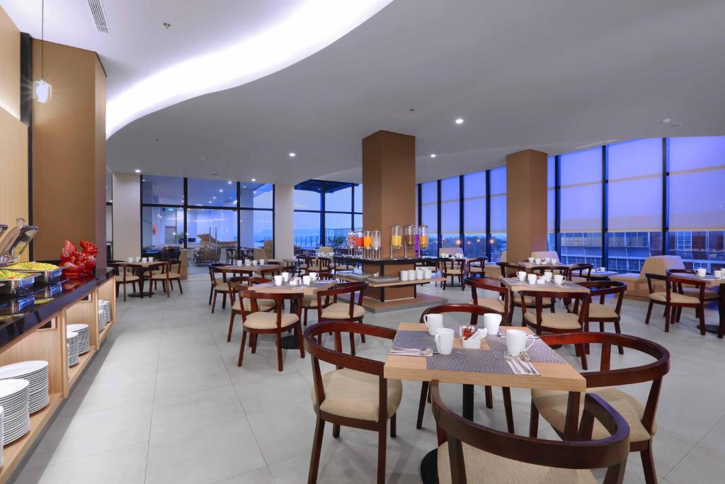 Quest Prime Cikarang by ASTON photo 1