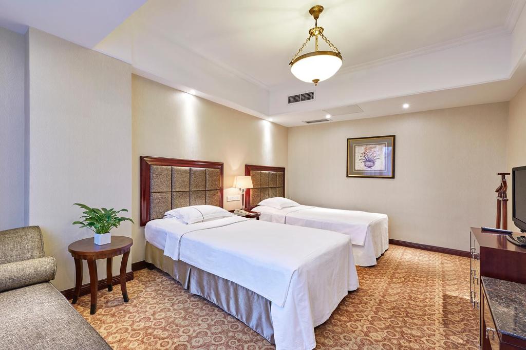 Семейный (Семейный люкс), Grand Regency Hotel