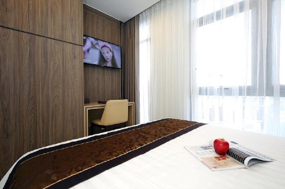 Сьюит (Deluxe King Suite with Landmark 81 view), Aurora Western Village