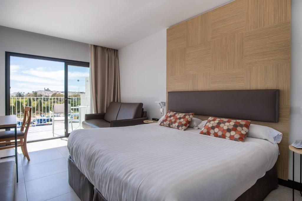 Hotel Cap Negret photo 2