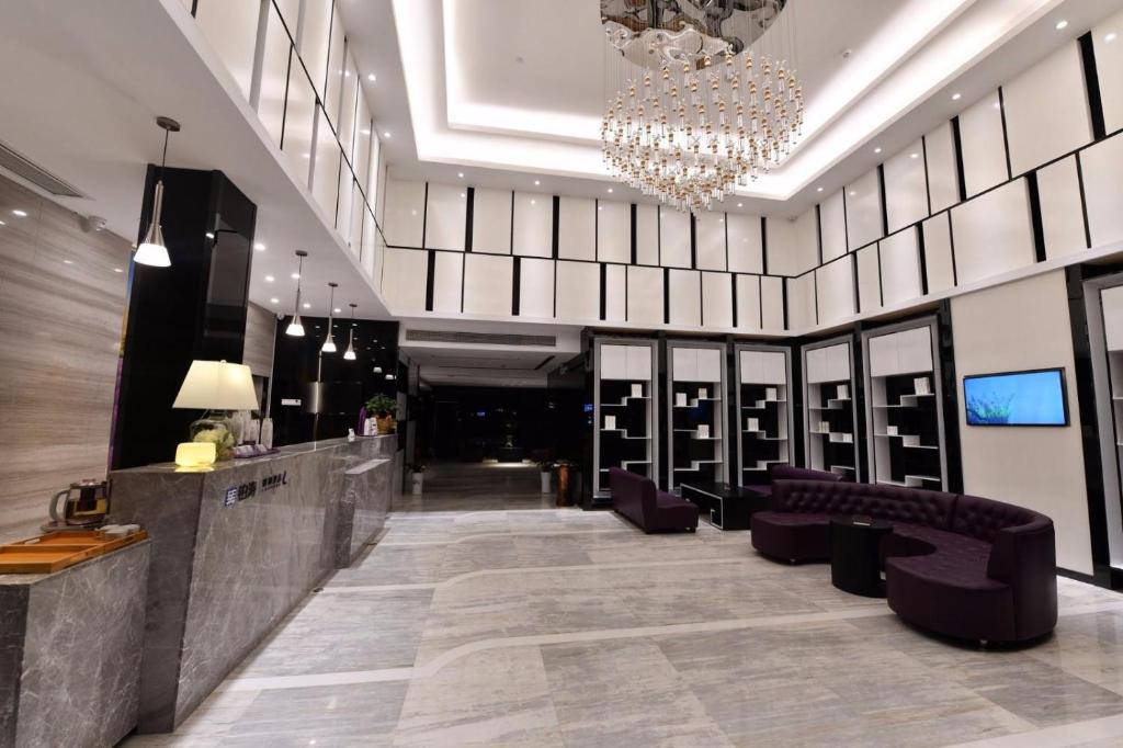 Lavande Hotel Huizhou High-speed Railway South Station Wanlian Square photo 2