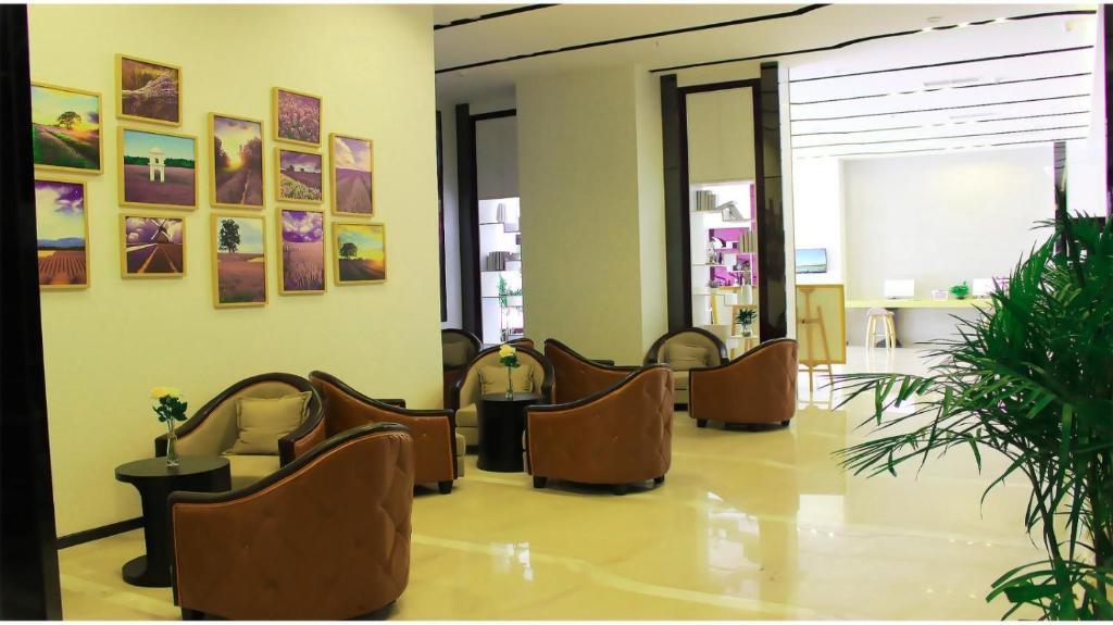 Lavande Hotel Neijiang Hanan Avenue photo 3