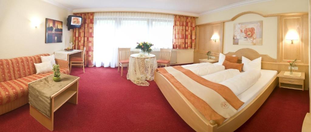 Двухместный (Улучшенный двухместный номер с 1 кроватью), Hotel Huber Hochland