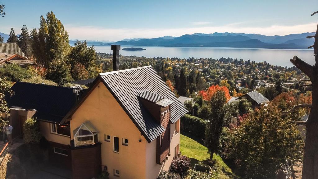 Ventanas Al Lago
